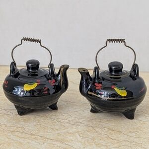 Vintage Black Ceramic Mini Teapot Kettle Salt & Pepper Hand Painted Shakers